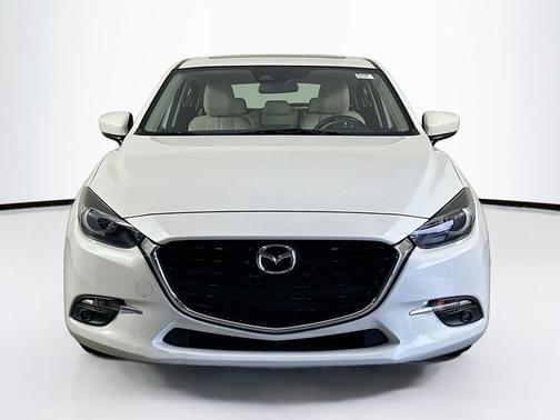 Snowflake White Pearl Mica 2018 Mazda Mazda3 Grand Touring