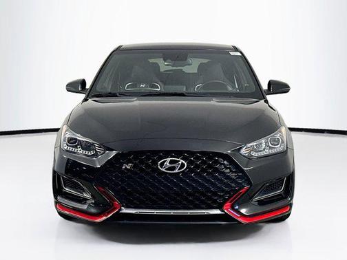 2021 Hyundai Veloster Base