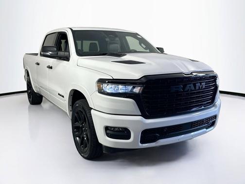 Bright White Clearcoat 2025 RAM 1500 Laramie