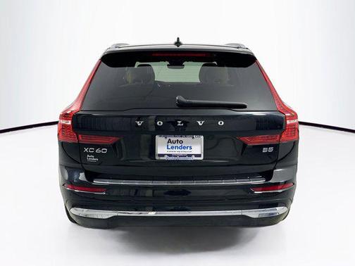 2022 Volvo XC60 B5 Inscription