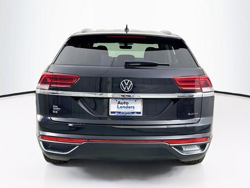 Deep Black Pearl 2023 Volkswagen Atlas Cross Sport 2.0T SE w/Technology 4MOTION