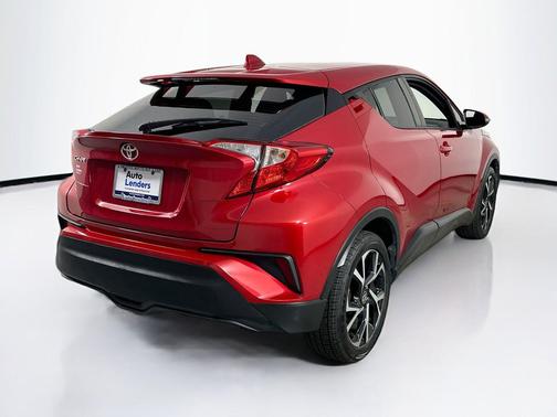 Supersonic Red 2022 Toyota C-HR XLE