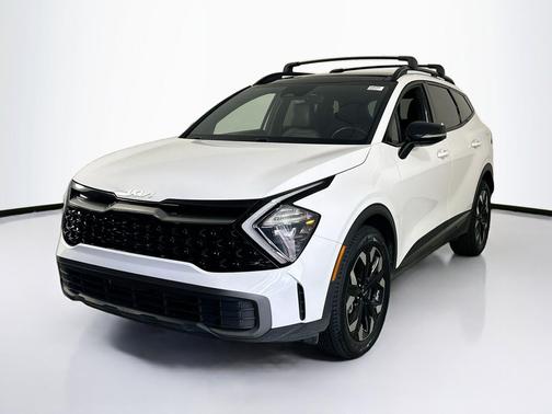 Glacial White Pearl 2023 Kia Sportage X-Line