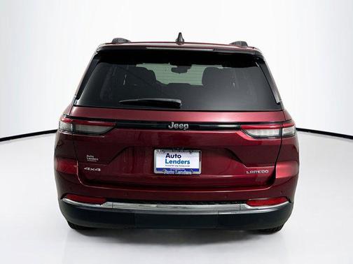 Velvet Red Pearlcoat 2023 Jeep Grand Cherokee Laredo