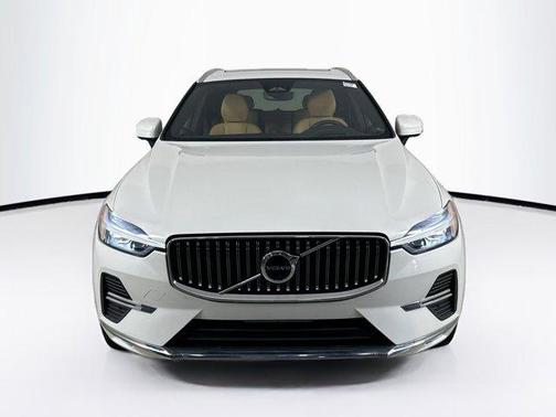 2022 Volvo XC60 B5 Inscription