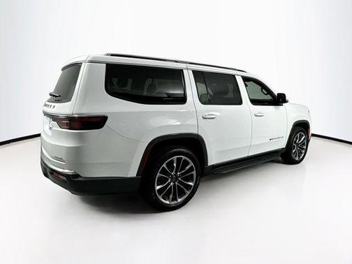 2022 Jeep Wagoneer Series II 4x2