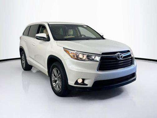 2016 Toyota Highlander LE Plus