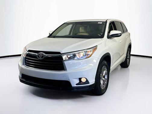 2016 Toyota Highlander LE Plus
