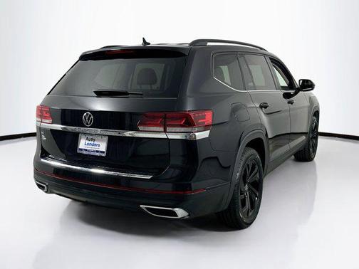 2022 Volkswagen Atlas 2.0T SE w/Technology