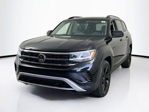 2022 Volkswagen Atlas 2.0T SE w/Technology