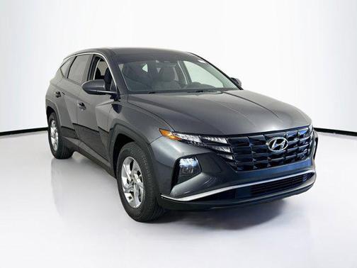 2023 Hyundai TUCSON SE