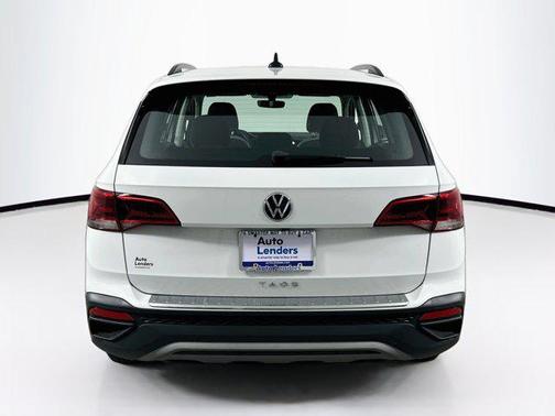 Pure White 2023 Volkswagen Taos 1.5T S