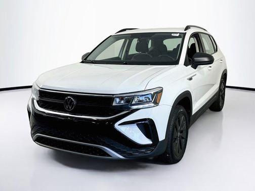 Pure White 2023 Volkswagen Taos 1.5T S