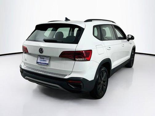 Pure White 2023 Volkswagen Taos 1.5T S