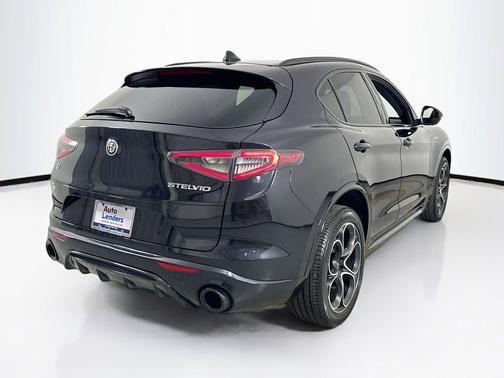 Vulcano Black Metallic 2025 Alfa Romeo Stelvio Sprint AWD