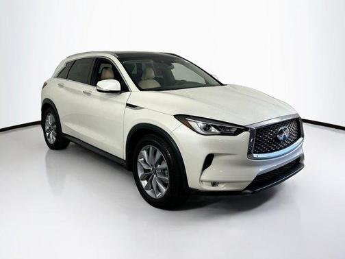 2022 INFINITI QX50 LUXE