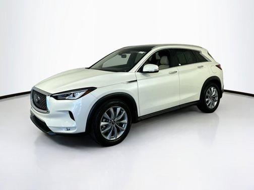 2022 INFINITI QX50 LUXE