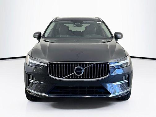 2022 Volvo XC60 B5 Inscription