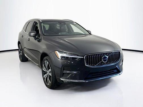 2022 Volvo XC60 B5 Inscription
