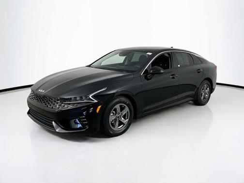 2022 Kia K5 LXS