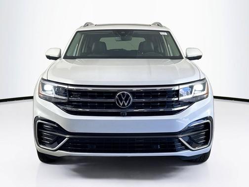 Opal White Pearl 2023 Volkswagen Atlas 3.6L SEL Premium