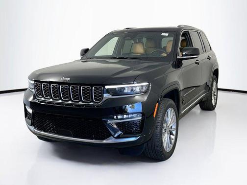 2023 Jeep Grand Cherokee Summit