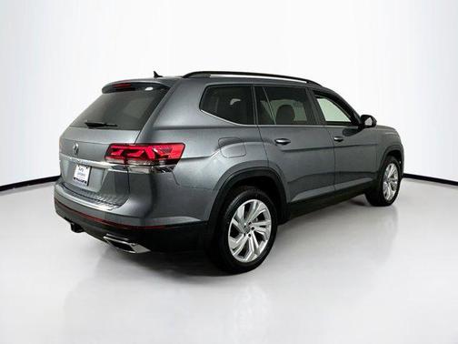 2022 Volkswagen Atlas 3.6L SE w/Technology