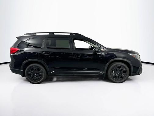 Crystal Black Silica 2023 Subaru Ascent Onyx Edition Limited 7-Passenger