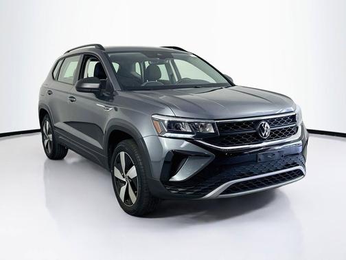 Platinum Gray Metallic 2024 Volkswagen Taos 1.5T S