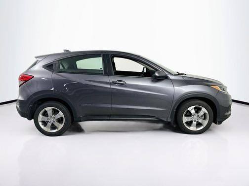 Modern Steel Metallic 2022 Honda HR-V LX