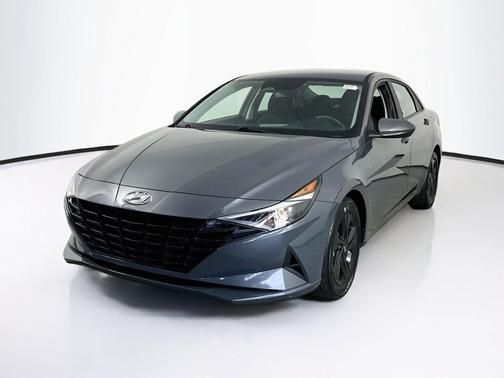 Ecotronic Gray 2023 Hyundai ELANTRA SEL