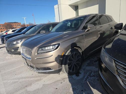 2021 Lincoln Nautilus Reserve