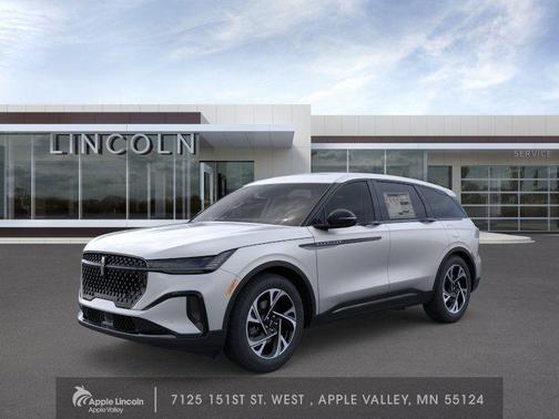 Radiance Metallic 2026 Lincoln Nautilus Premiere