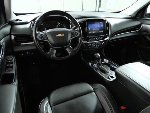 2021 Chevrolet Traverse LT Leather