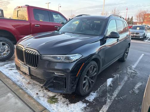 2021 BMW X7 M50i