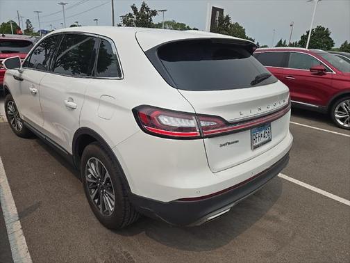 2021 Lincoln Nautilus Standard