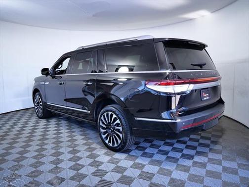 2024 Lincoln Navigator Black Label