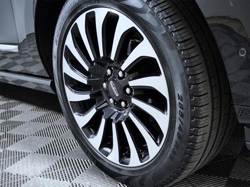 2024 Lincoln Navigator Black Label