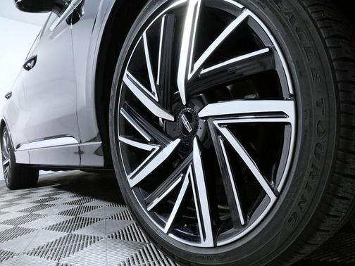 Black Metallic 2025 Lincoln Aviator Black Label AWD