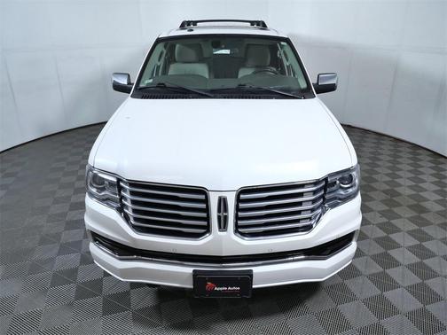 2015 Lincoln Navigator Base