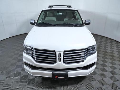 2015 Lincoln Navigator Base