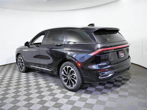 2024 Lincoln Nautilus Reserve