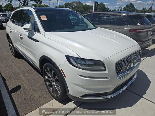 2022 Lincoln Nautilus Reserve