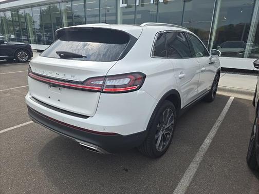 2022 Lincoln Nautilus Reserve
