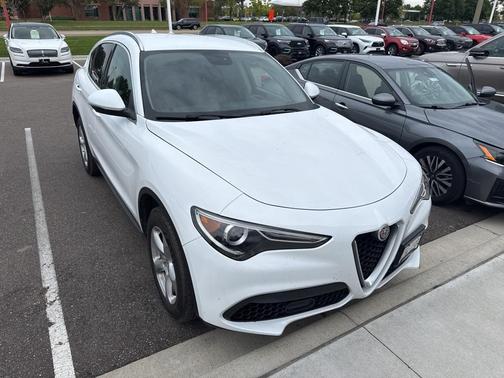 2018 Alfa Romeo Stelvio Base