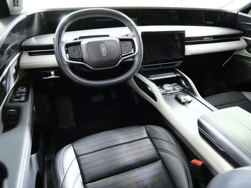 Black Metallic 2024 Lincoln Nautilus Reserve