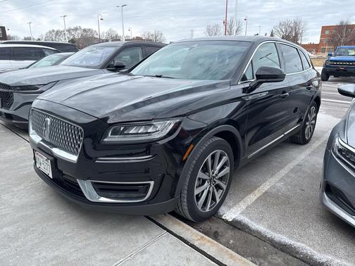 2019 Lincoln Nautilus Select