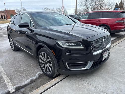 2019 Lincoln Nautilus Select