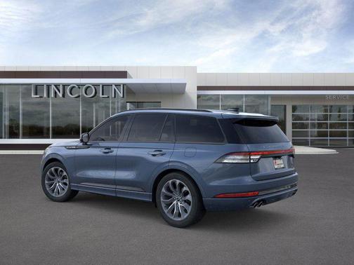 Blue Metallic 2026 Lincoln Aviator Premiere