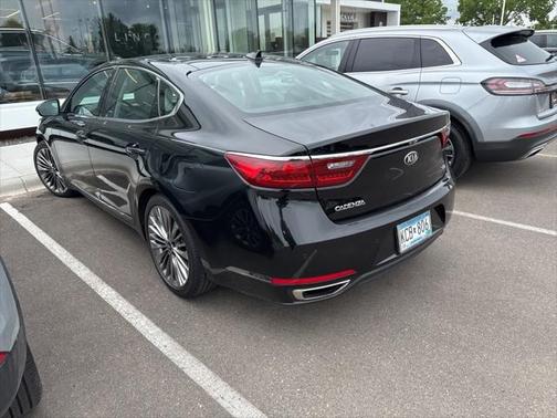2019 Kia Cadenza Limited